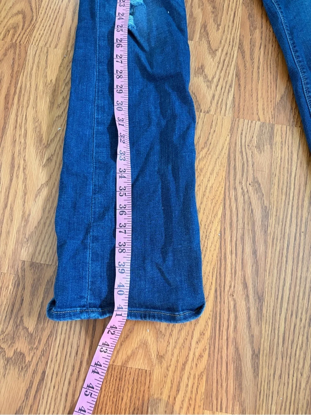 Express Barely Boot Mid Rise Distressed Jeans Size 8R Dark Wash Stretch